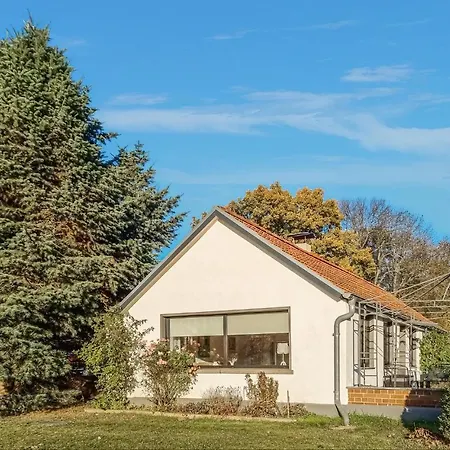 Holiday home 2 Bedroom Lovely In Heidesee