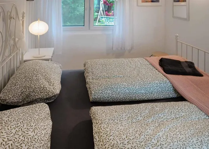 Prázdninový dům 2 Bedroom Lovely In